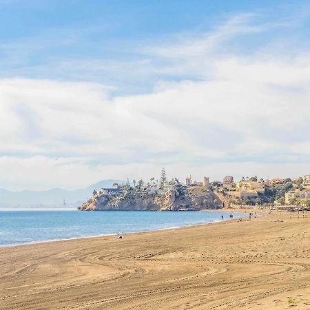 Centrico Apartamento Con Terraza En La Playa Rincón de la Victoria Екстериор снимка
